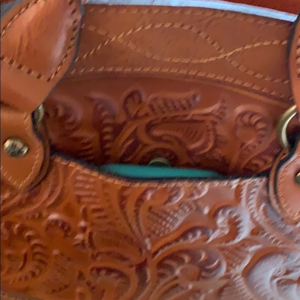 Patricia Nash embossed bag - Picture 5 of 8